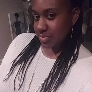 Meet your Posher, Avie